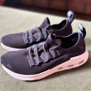 On Running Women's Athletic Shoes - Black and White